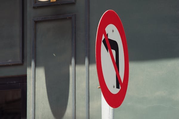 Testez vos compétences avec notre quizz gratuit sur le code de la route